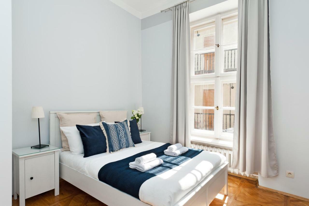 Square Apartment - Loftaffair Cracóvia Exterior foto